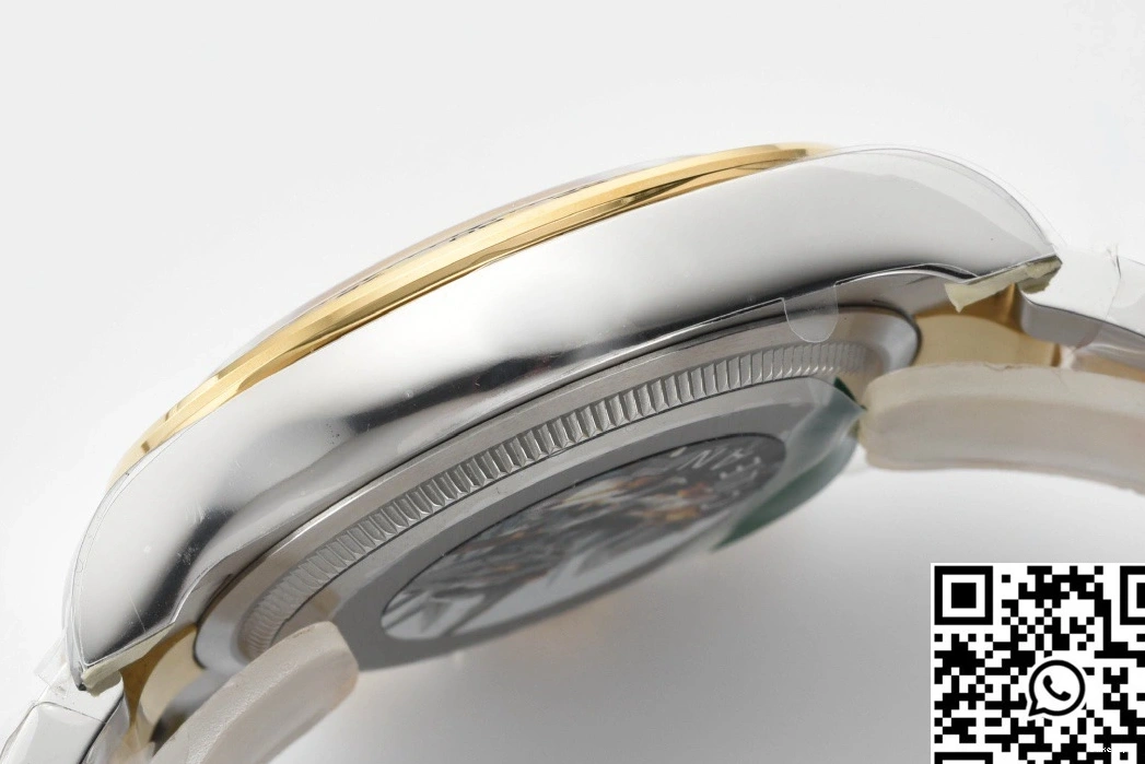 Rolex Gold Daytona Factory Cosmograph M126503 Bezel Clean 0414